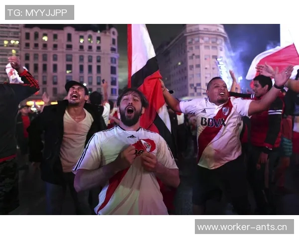 河床队2025年遭遇惨败世俱杯解放者杯阿根廷杯全线出局