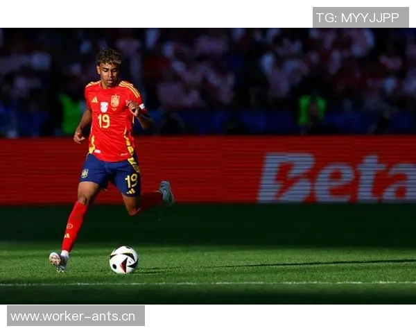 右边锋身价排行榜揭晓亚马尔以2亿欧元领跑萨卡紧随其后奥利塞位列第三